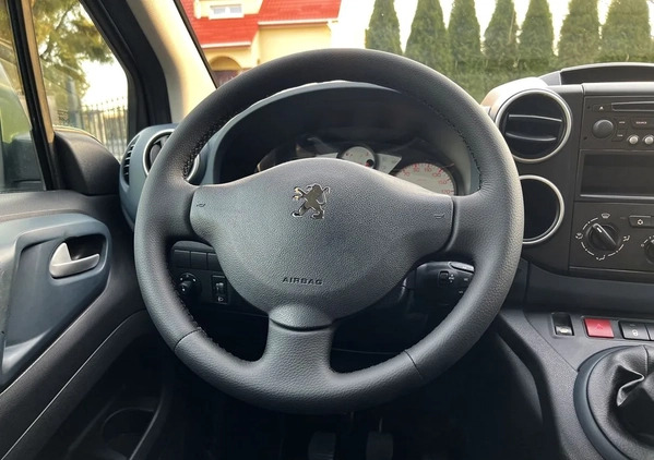 Peugeot Partner cena 23800 przebieg: 144000, rok produkcji 2008 z Kamień Krajeński małe 497